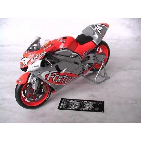 画像1: 1/12ホンダNSR500'02PMA用Fortunaデカール (1)