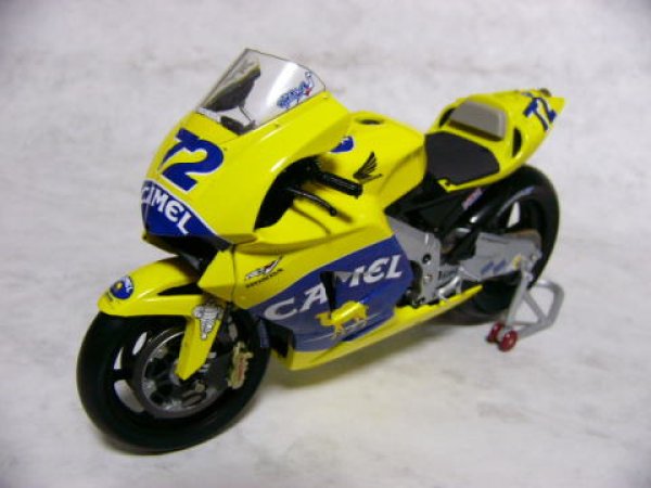 画像1: 1/12ホンダポンスRC211V'05キャメルデカール (1)