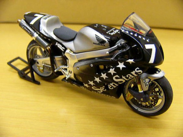 画像4: 1/24 ホンダ'02NSR加藤大治郎 &1/24セブンスターVTR1000用剥離付きデカール (4)