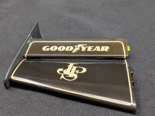 画像2: 1/8ロータス97tウイング用カーボン(透過型)デカール (2)