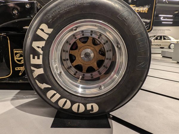 画像4: 1/8ロータス97tロゴ2デカール (4)